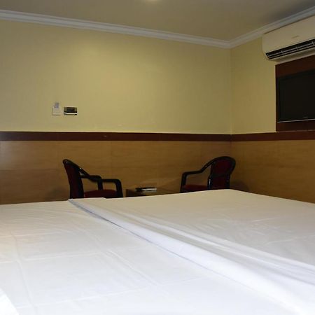 Everest Park Residency Tiruchirappalli Bagian luar foto